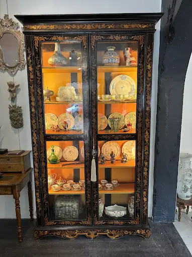 debarras six fours les plages armoire brocante