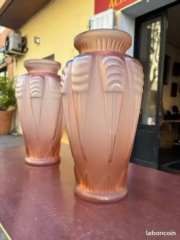 Paire de vases ann�es 30